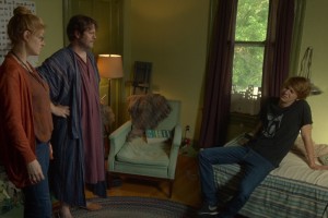 (L to R) Connie Britton as "Greg's Mom," Nick Offerman as "Greg's Dad" and Thomas Mann as "Greg" in ME AND EARL AND THE DYING GIRL. Photo coutesy of Fox Searchlight Pictures. © 2015 Twentieth Century Fox Film CorporationAll Rights Reserved